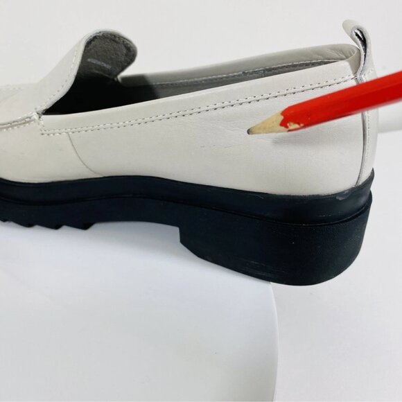 Eileen Fisher Leather Chunky Penny Loafers Womens 6.5 Light Gray Preppy Academia - Picture 11 of 12